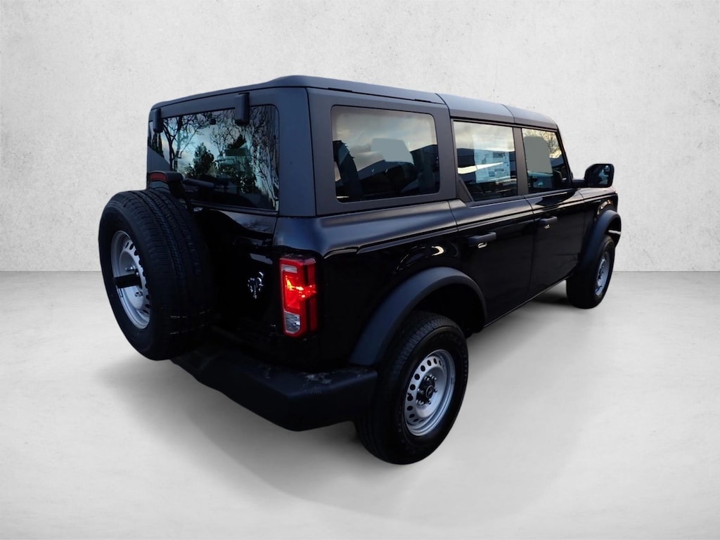 New 2026 Ford Bronco Base SUV