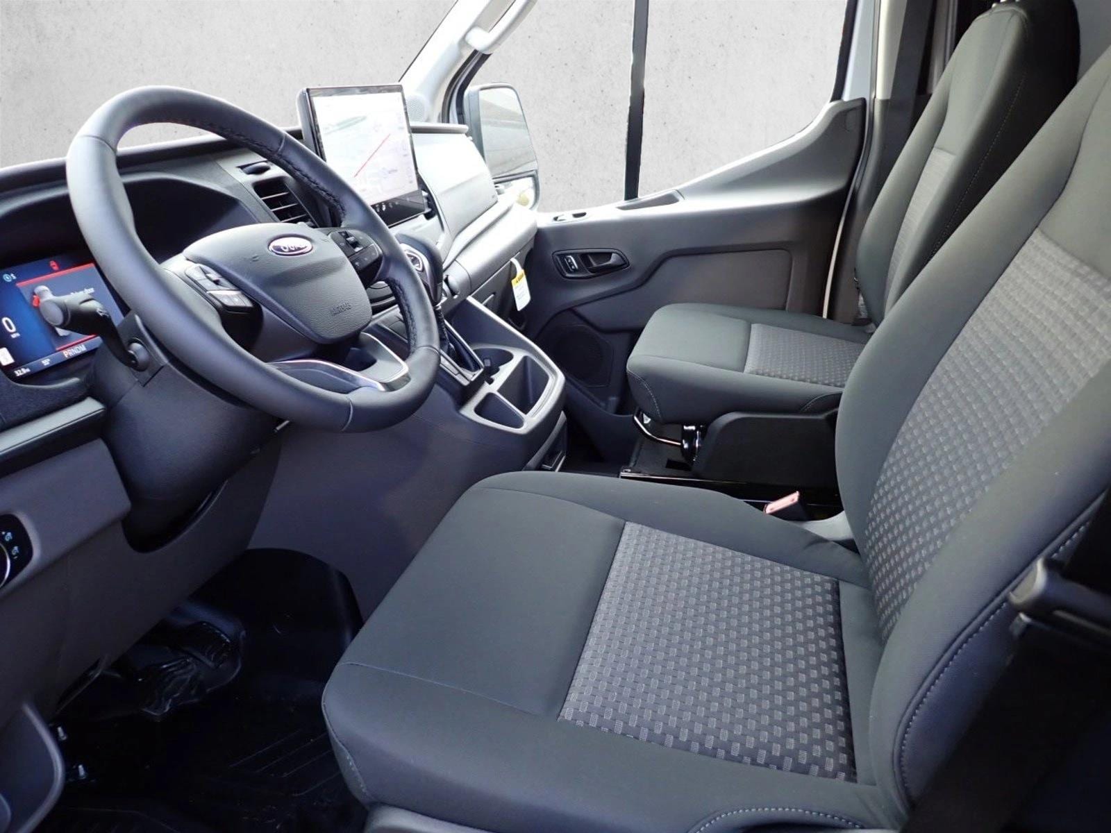 2026 Ford Transit Van Base - Photo 11