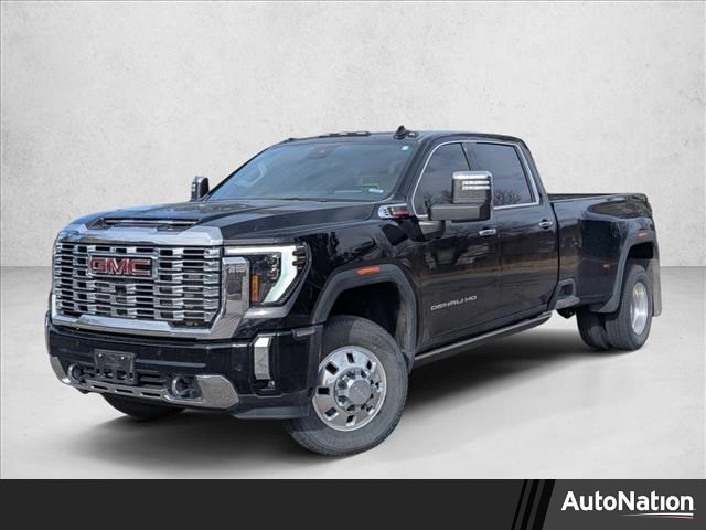 2024 GMC Sierra 3500HD Denali's photo