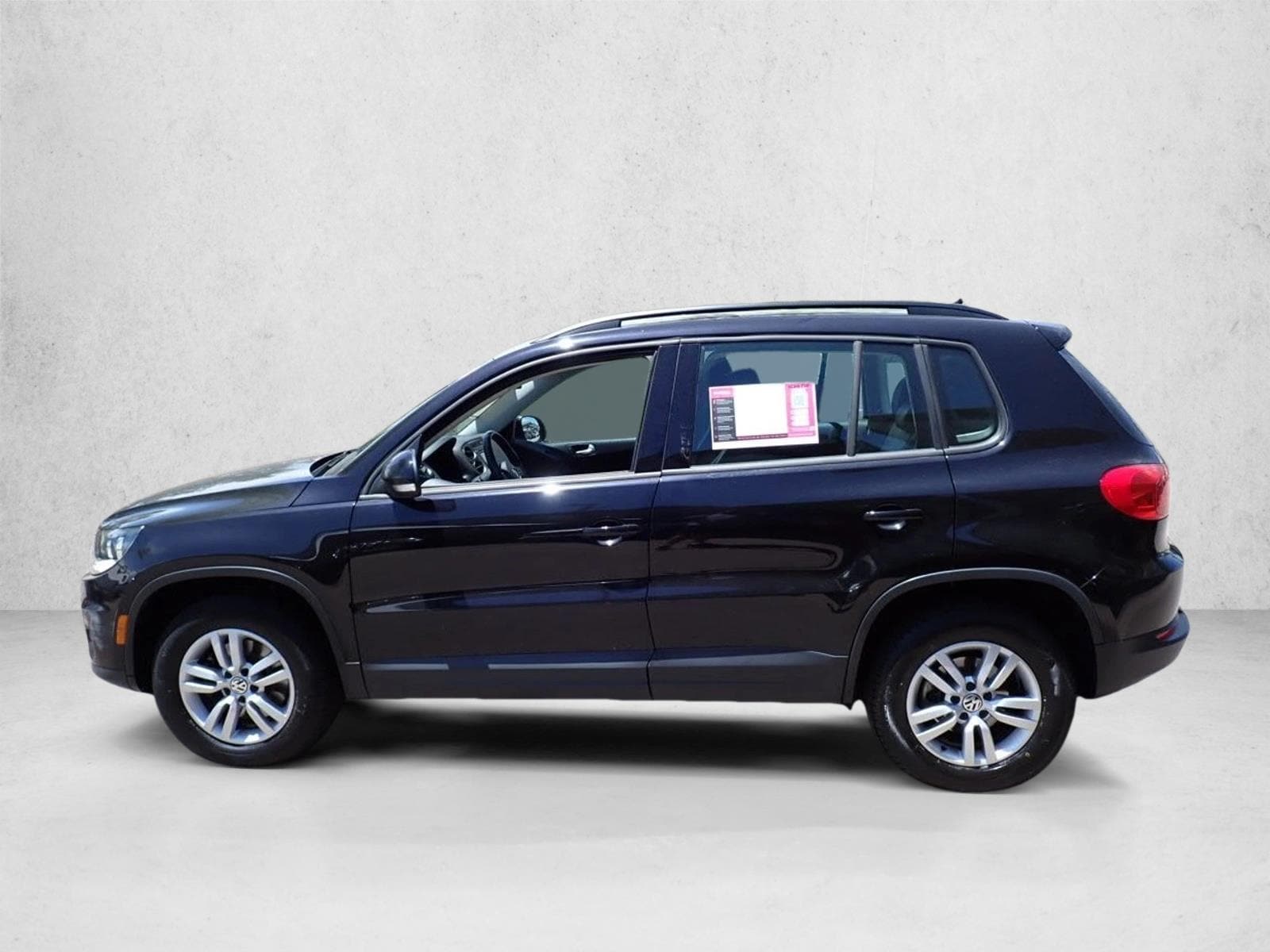 Used 2017 Volkswagen Tiguan S with VIN WVGBV7AX5HW513490 for sale in Littleton, CO