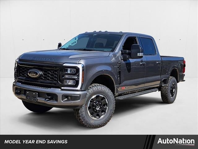 2025 Ford F-350 Super Duty Lariat's photo