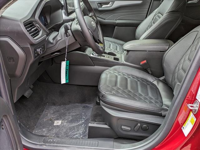 2024 Ford Escape photo 4