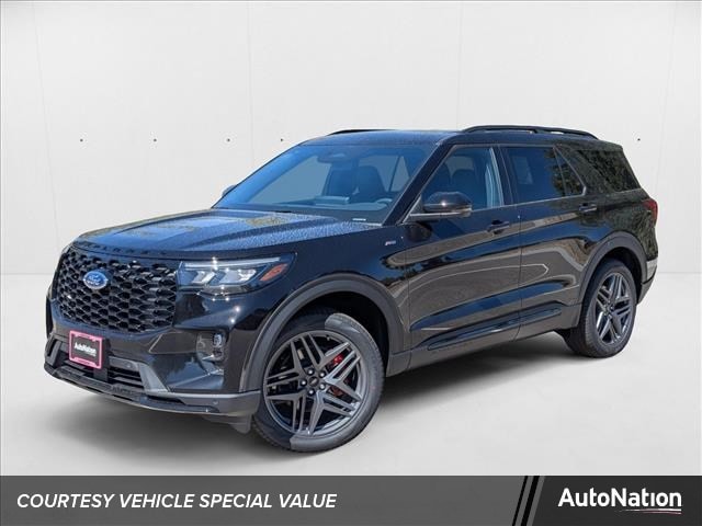 2025 Ford Explorer ST-LINE's photo