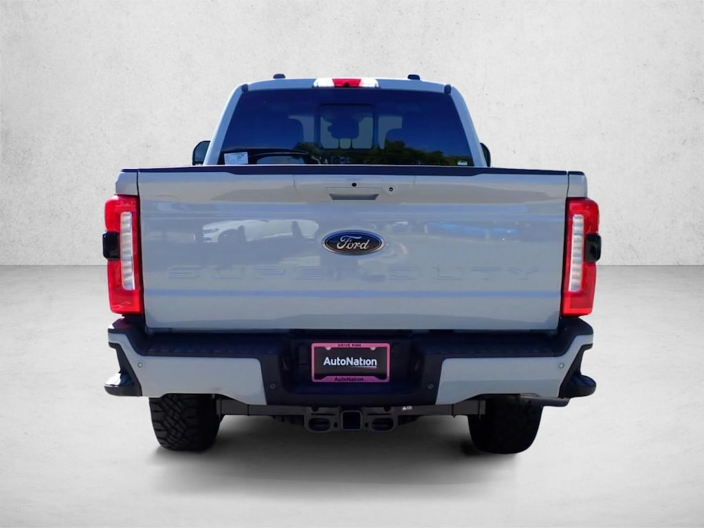 New 2026 Ford F-250 LARIAT Truck Crew Cab