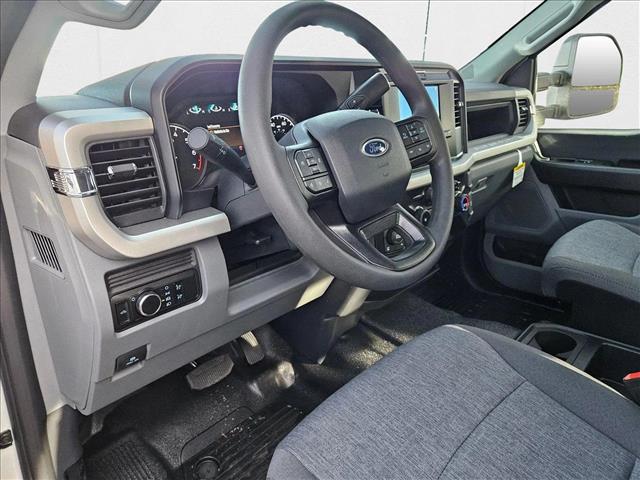 2025 Ford F-250 XL photo 3