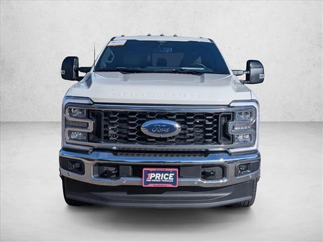 2024 Ford F-350 Lariat photo 2