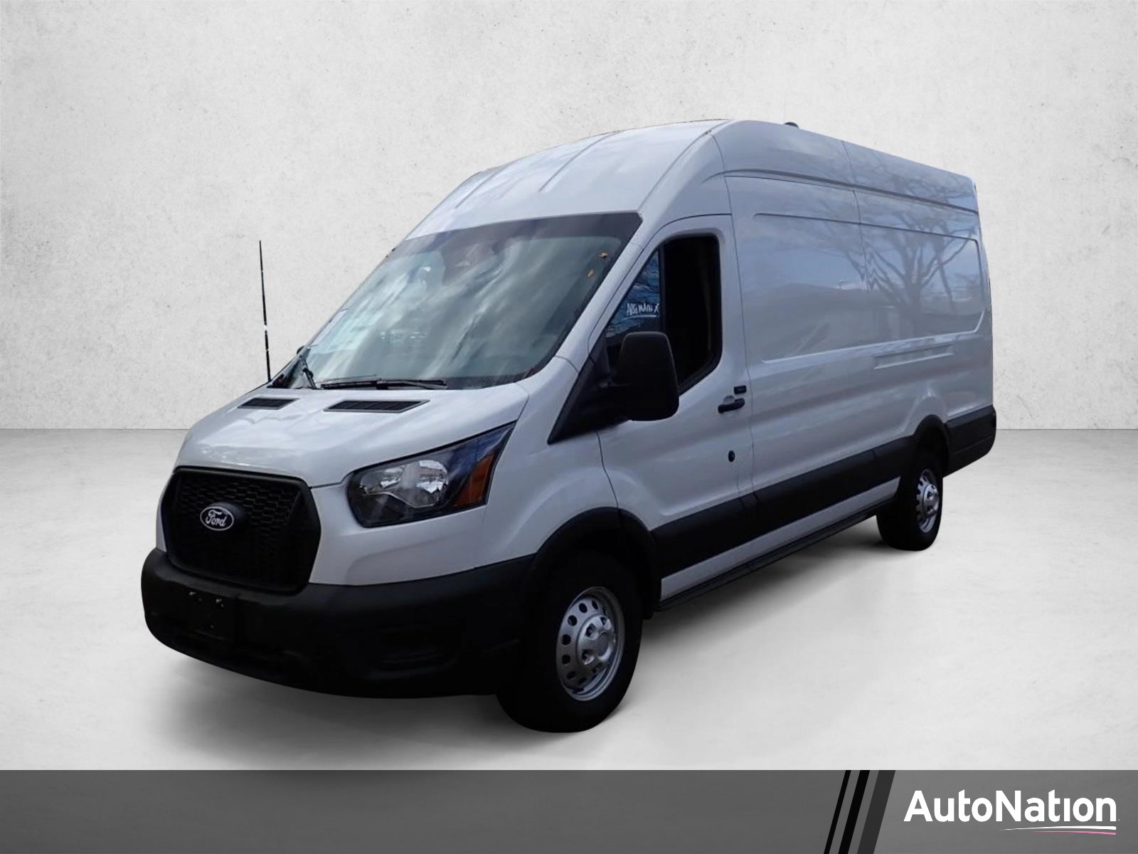  Ford Transit-350 Cargo