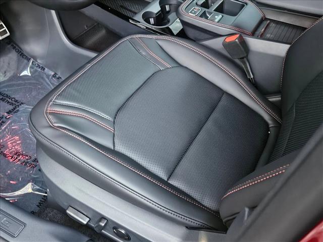 2025 Ford Mustang Mach-E Premium photo 4