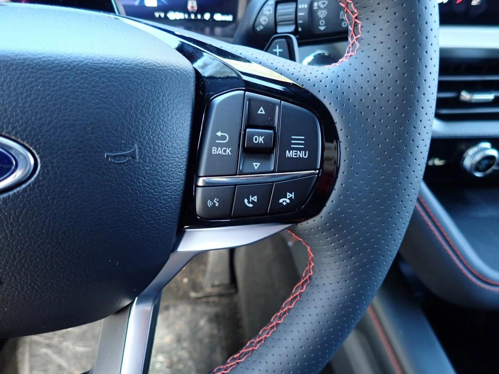 2026 Ford Explorer ST - Photo 18