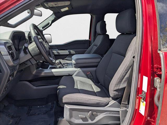 2025 Ford F-150 XLT photo 4