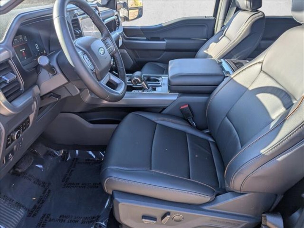 New 2025 Ford F-150 LARIAT Truck SuperCrew Cab