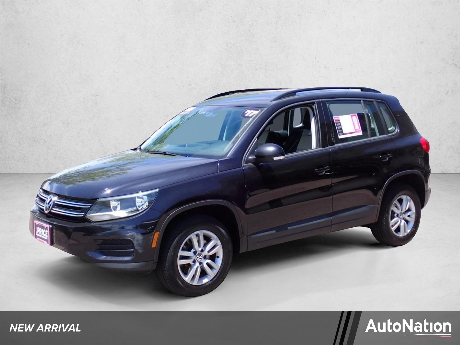 2017 Volkswagen Tiguan 2.0T S 4Motion's photo