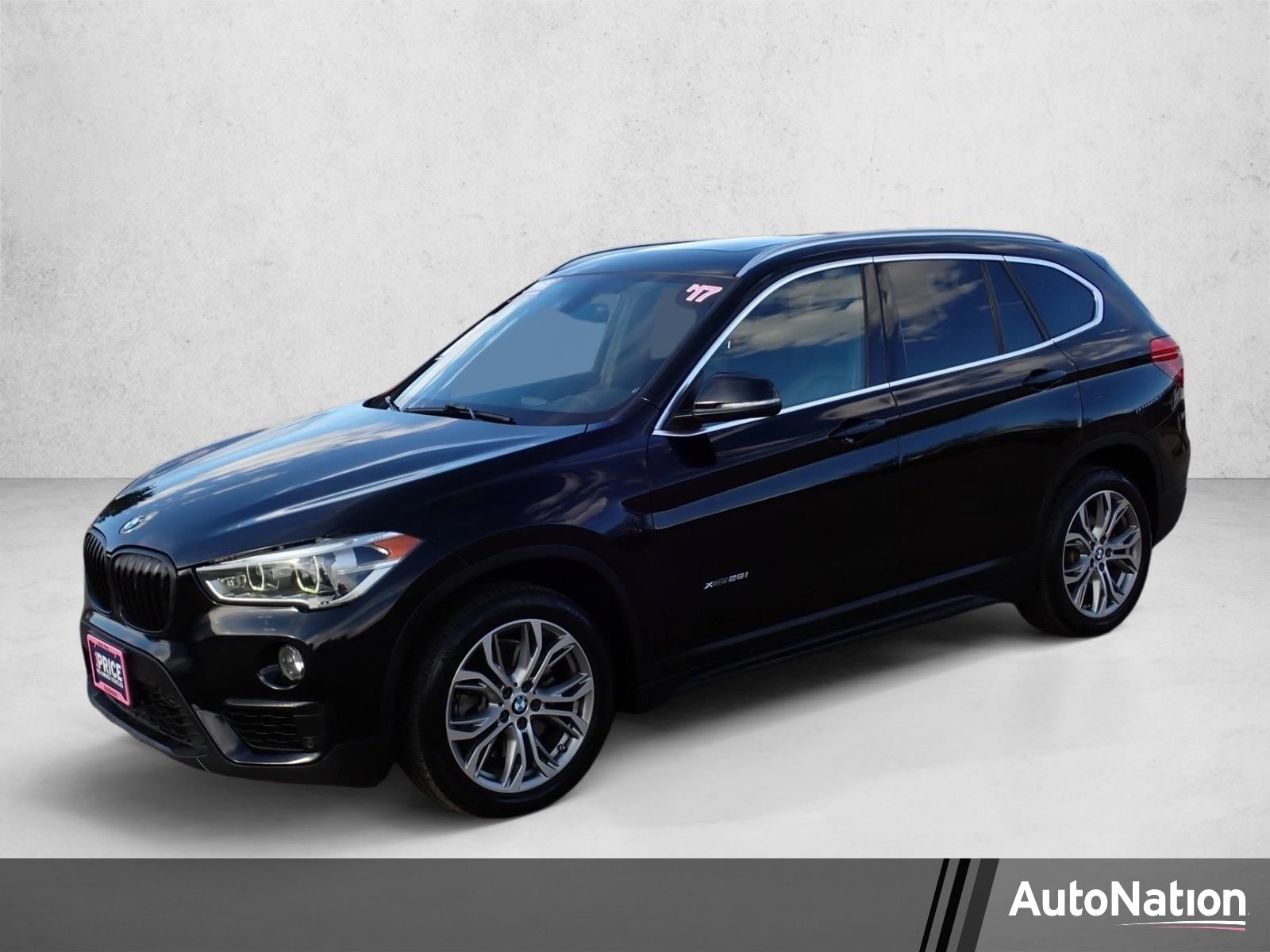 2017 BMW X1 xDrive28i's photo