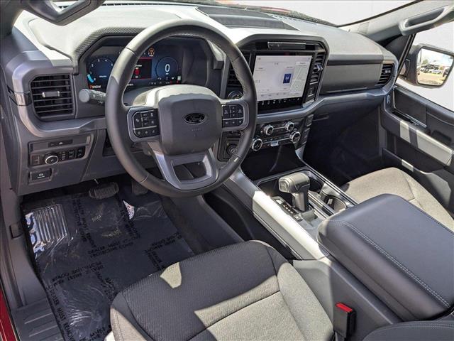 2025 Ford F-150 XLT photo 3