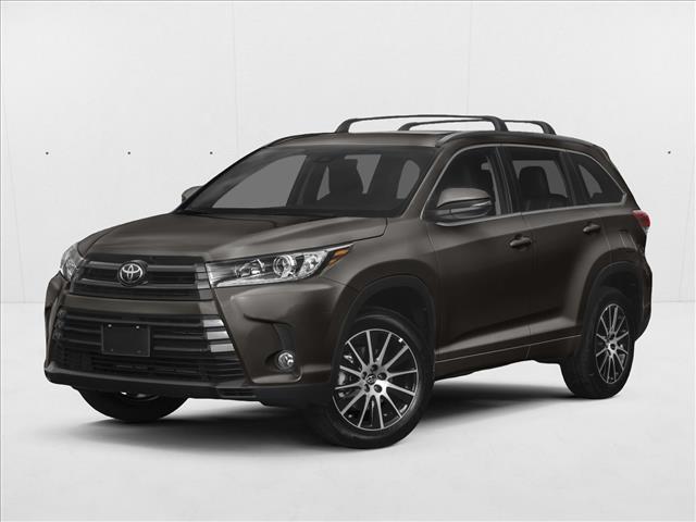 2018 Toyota Highlander SE's photo