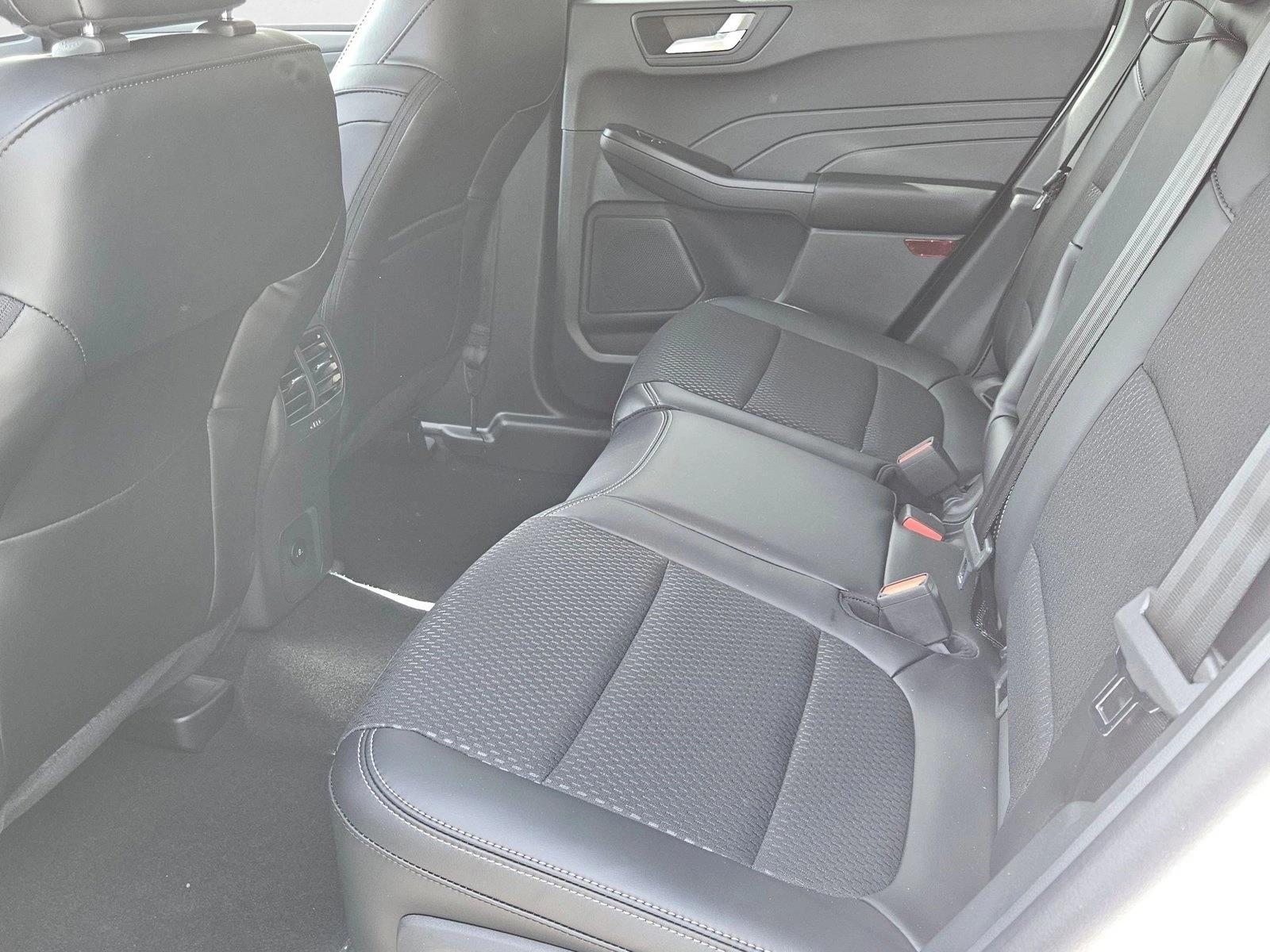 2025 Ford Escape Plug-in hybrid PHEV - Photo 16