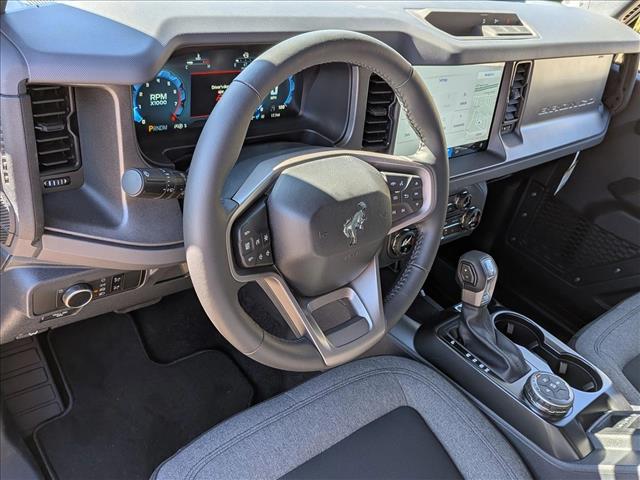 2025 Ford Bronco Big Bend photo 2