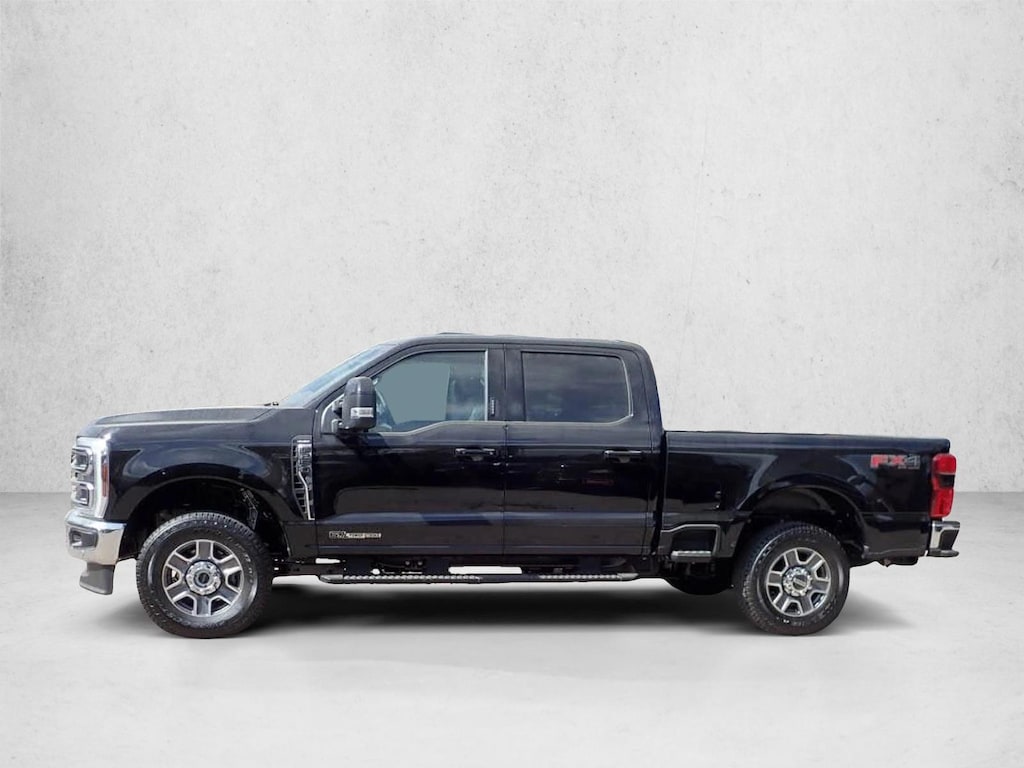 New 2026 Ford F-250 LARIAT Truck Crew Cab