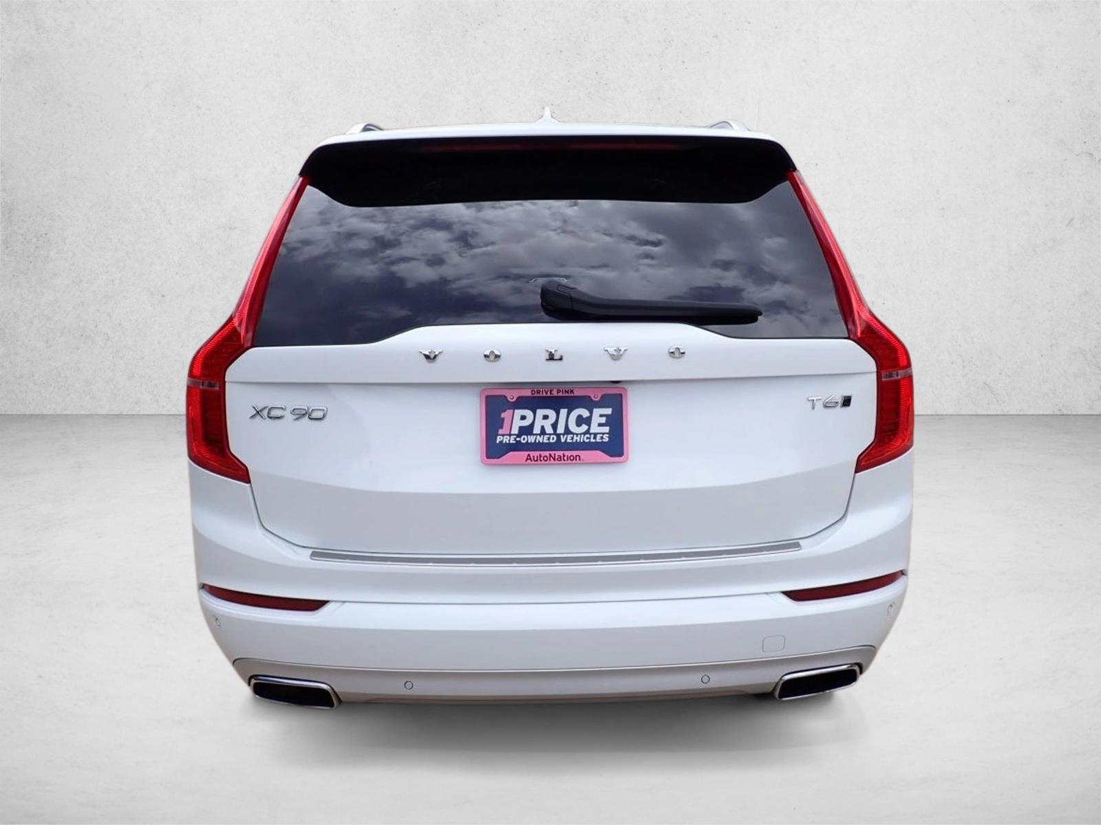 Used 2020 Volvo XC90 Momentum SUV