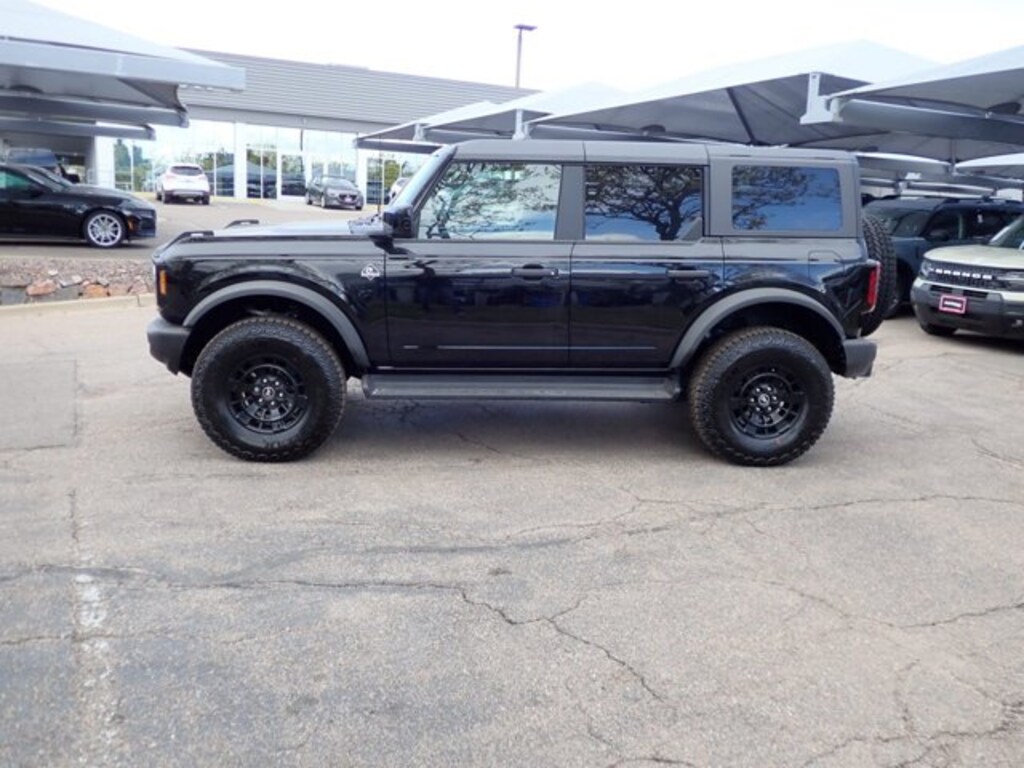 New 2026 Ford Bronco Outer Banks SUV