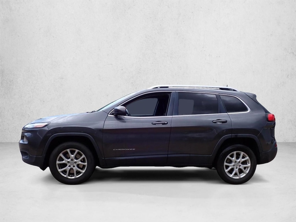 Used 2016 Jeep Cherokee Latitude SUV