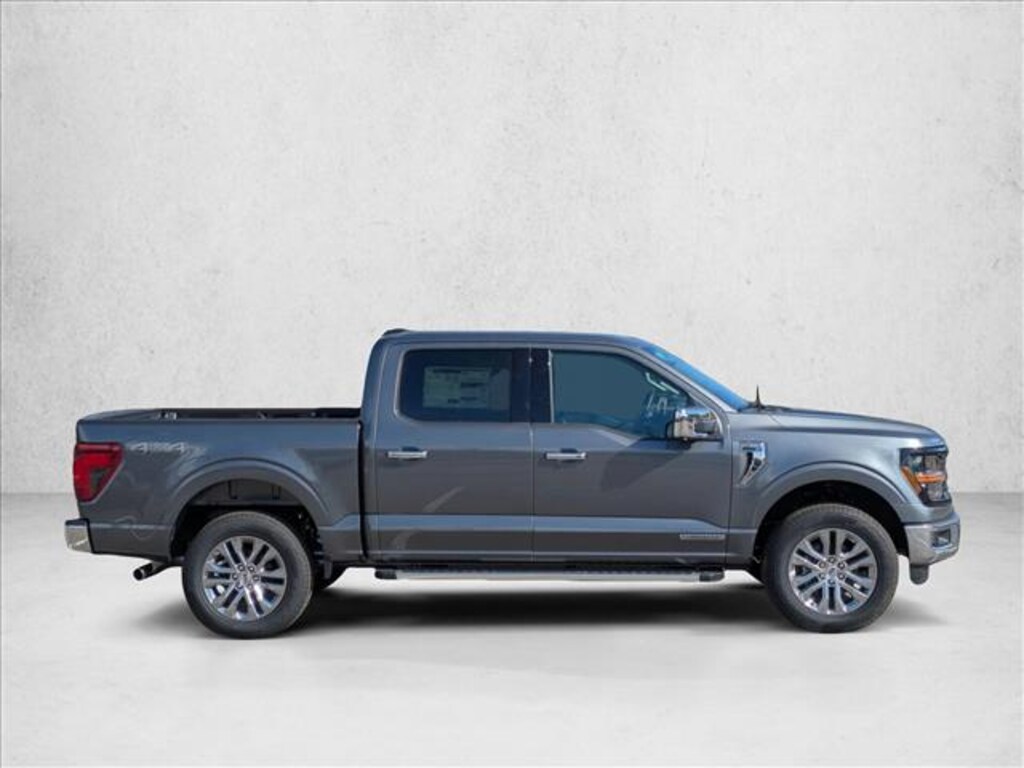 New 2025 Ford F-150 XLT Truck SuperCrew Cab