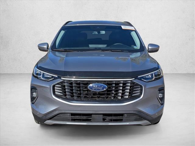 2023 Ford Escape Platinum photo 2