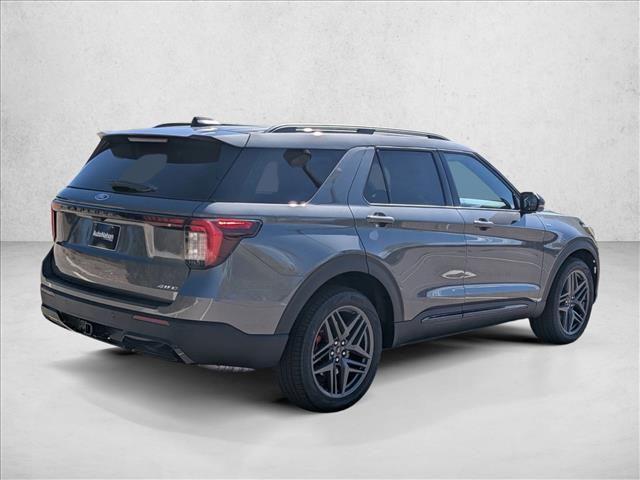 2025 Ford Explorer ST-Line photo 2