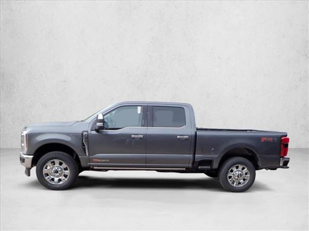 New 2026 Ford F-350 LARIAT Truck Crew Cab