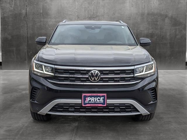 Used 2021 Volkswagen Atlas Cross Sport SEL with VIN 1V2BE2CA5MC202202 for sale in Littleton, CO