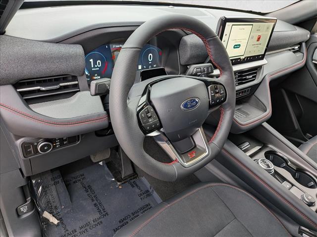 2025 Ford Explorer ST photo 3