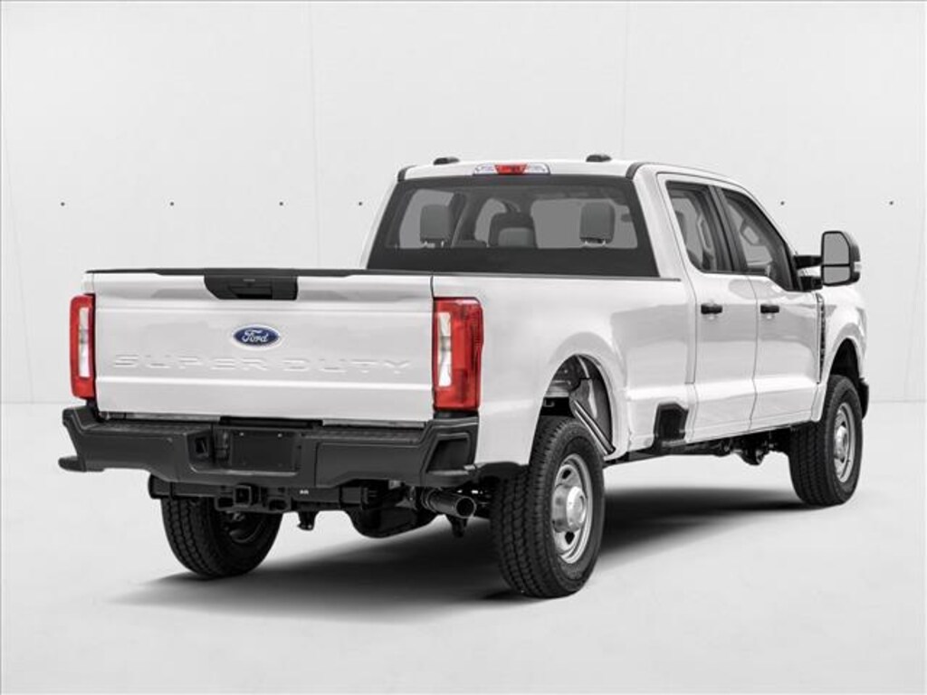 New 2025 Ford F-350 LARIAT Truck Crew Cab