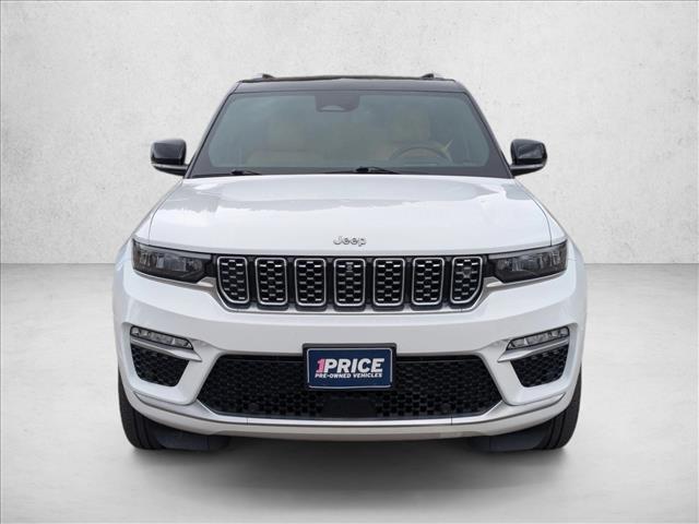 2022 Jeep Grand Cherokee Summit photo 2