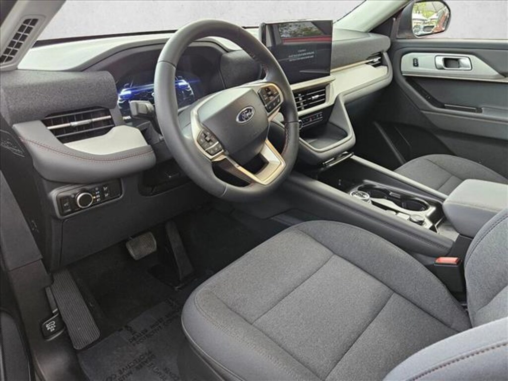New 2025 Ford Explorer Active SUV