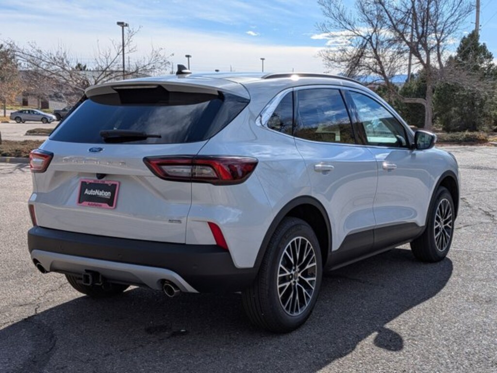 New 2026 Ford Escape PHEV SUV