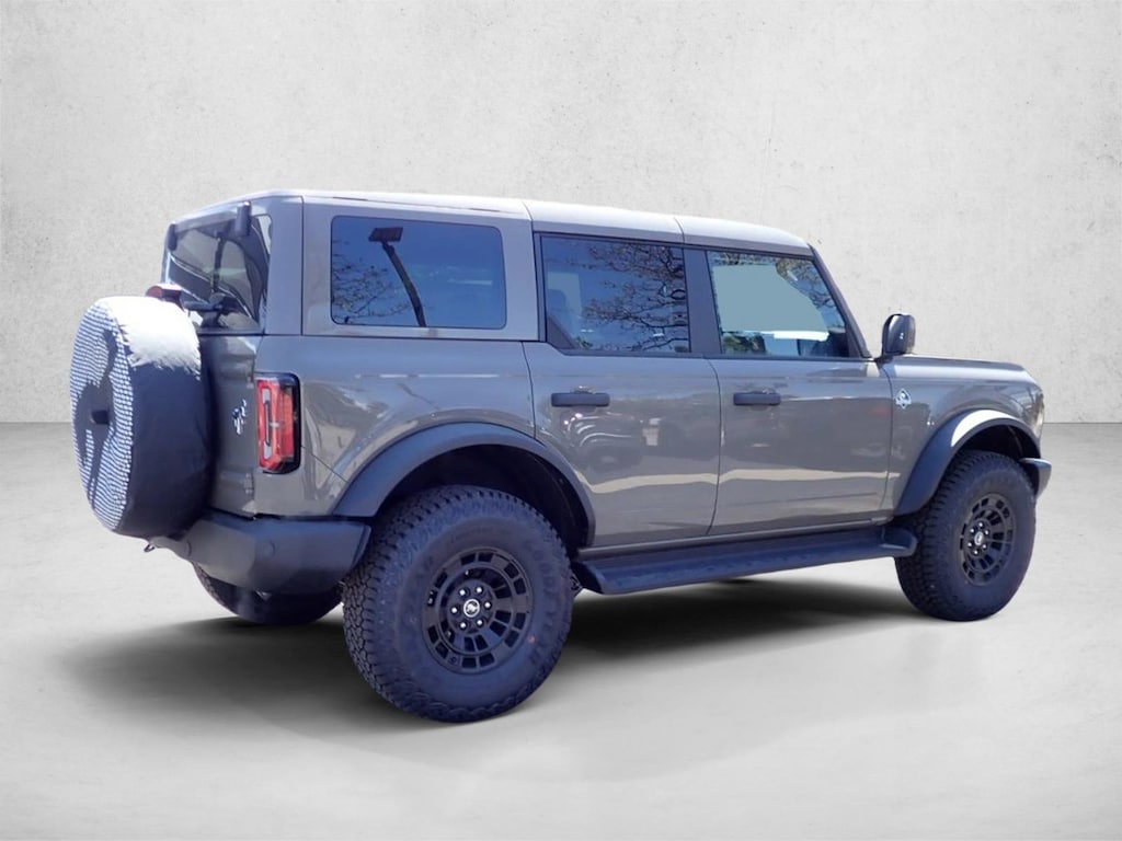 New 2026 Ford Bronco Outer Banks SUV