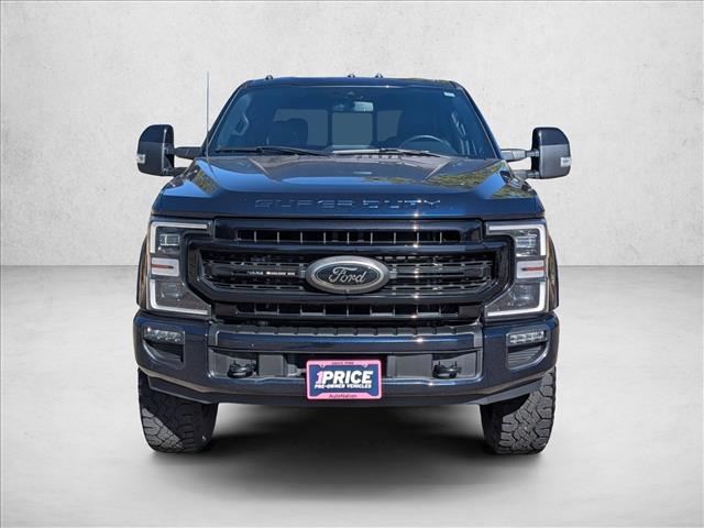 2022 Ford F-350 Lariat photo 2