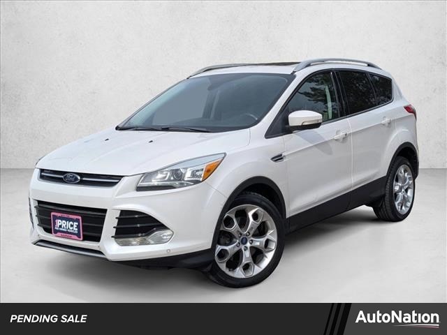 2015 Ford Escape Titanium's photo