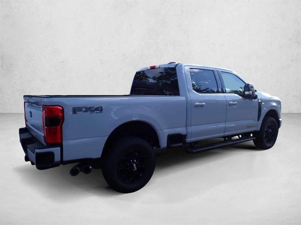 New 2026 Ford F-250 LARIAT Truck Crew Cab