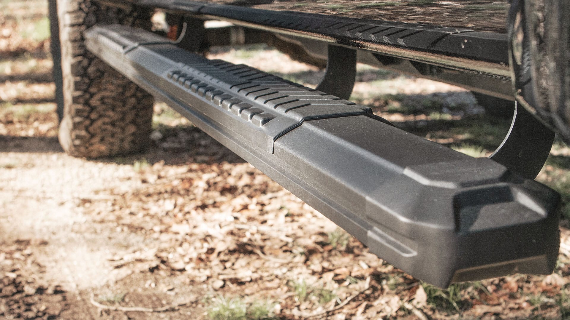 Rocky Ridge Ford F-150 side steps