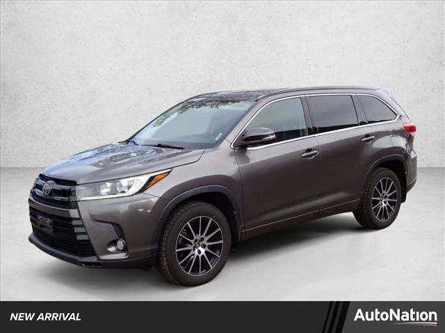 2018 Toyota Highlander SE