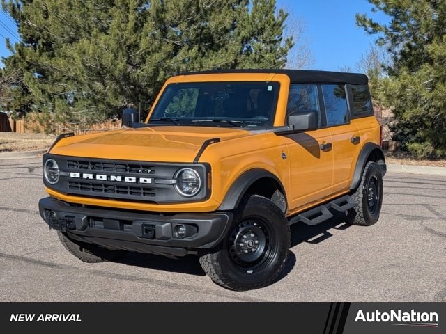 2022 Ford Bronco 4-Door Black Diamond's photo