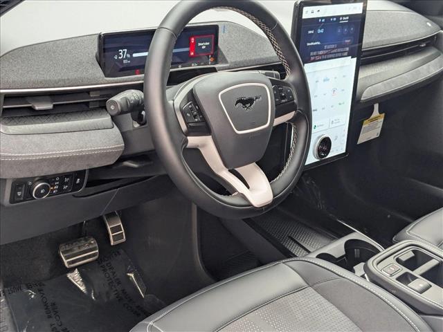 2025 Ford Mustang Mach-E GT photo 3