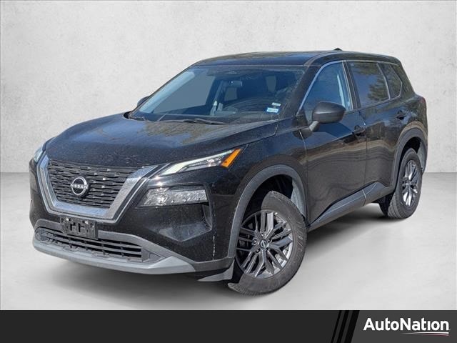 2023 Nissan Rogue S's photo