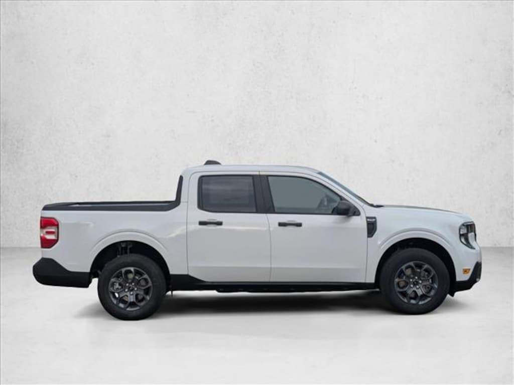New 2025 Ford Maverick XLT Truck SuperCrew