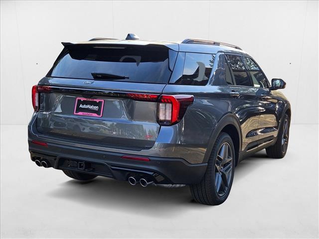 2025 Ford Explorer ST photo 2