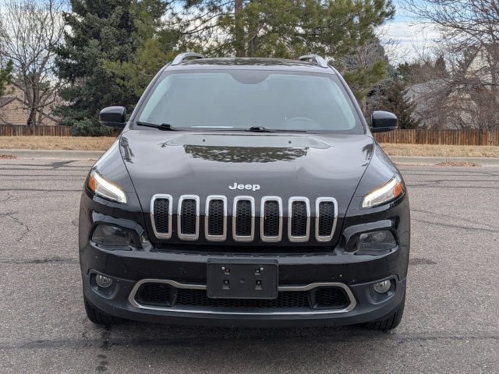 Used 2018 Jeep Cherokee Limited SUV