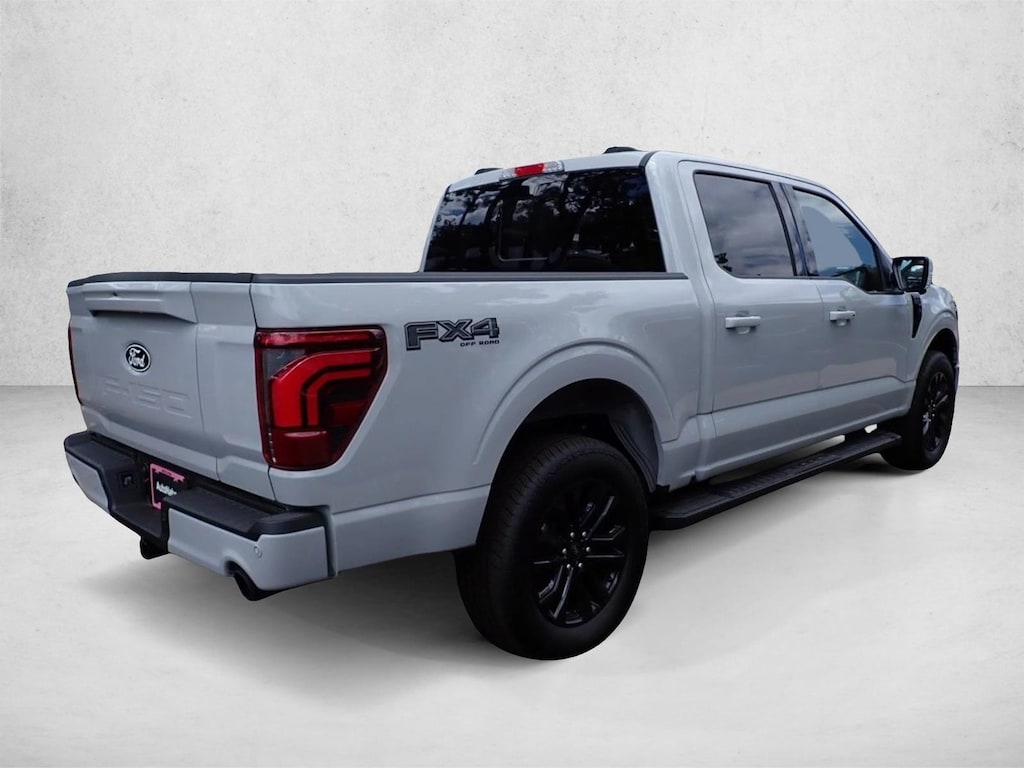New 2026 Ford F-150 LARIAT Truck SuperCrew Cab