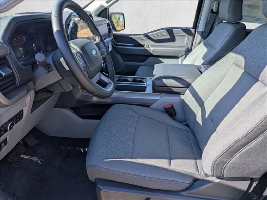 New 2025 Ford F-150 XLT Truck SuperCrew Cab