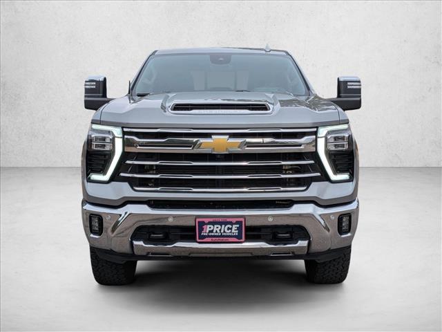 2024 Chevrolet Silverado 2500HD LTZ photo 2